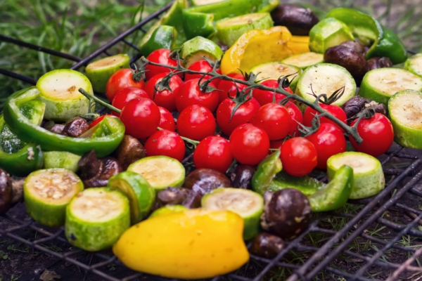 Beginners Guide to grilling hamburger veggies peppers on table