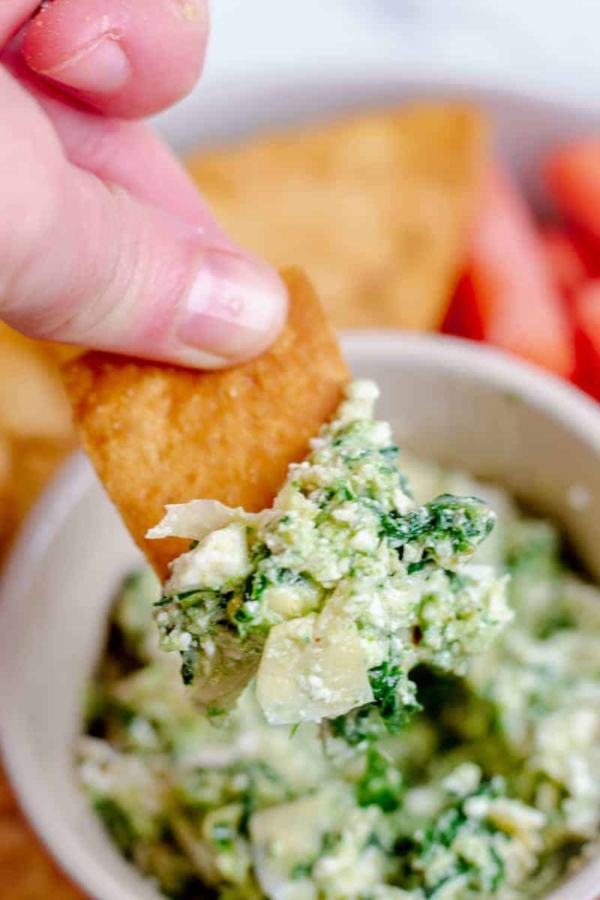 Quick & Easy Mediterranean Spinach, Artichoke, & Feta Dip Snug & Cozy