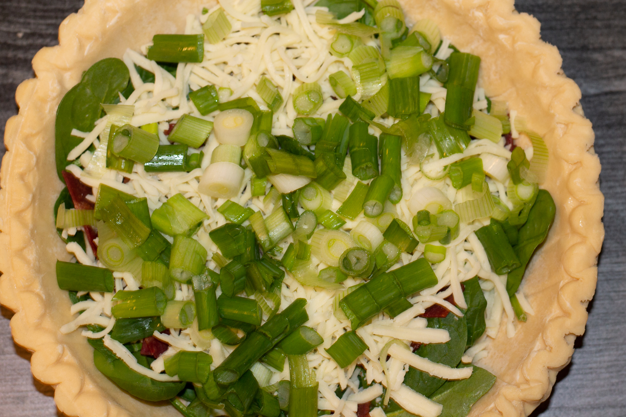 Best Ever Spinach and Bacon Quiche Recipe - Snug & Cozy Life